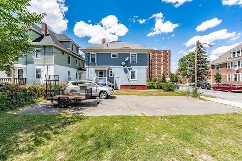 211 Wilbraham Rd, Springfield, MA 01109 photo 12
