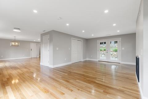 83 Highland St, Canton, MA 02021 photo 5