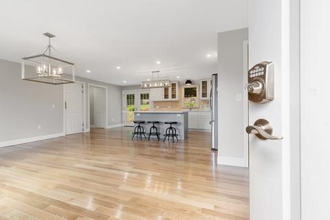 83 Highland St, Canton, MA 02021 photo 3
