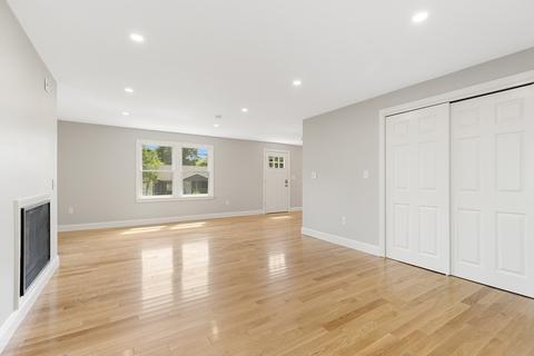 83 Highland St, Canton, MA 02021 photo 6