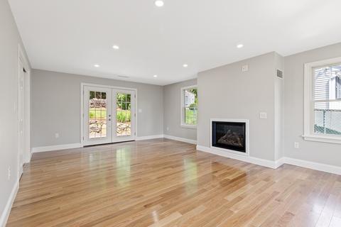 83 Highland St, Canton, MA 02021 photo 8
