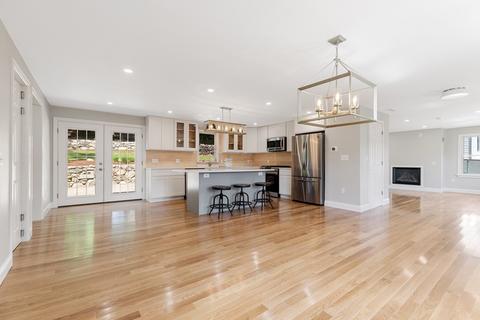 83 Highland St, Canton, MA 02021 photo 10
