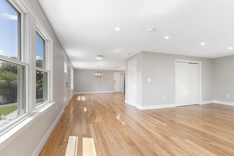 83 Highland St, Canton, MA 02021 photo 9