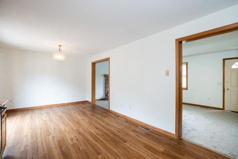 45 Vann St, Springfield, MA 01129 photo 21