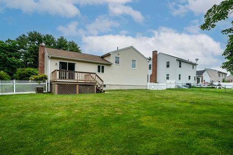 45 Vann St, Springfield, MA 01129 photo 7