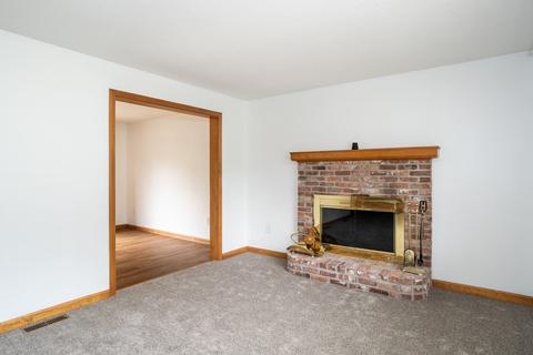 45 Vann St, Springfield, MA 01129 photo 14