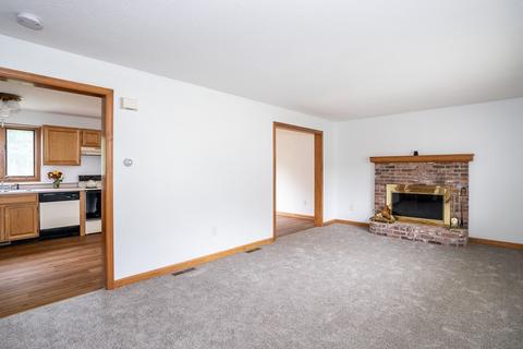 45 Vann St, Springfield, MA 01129 photo 13