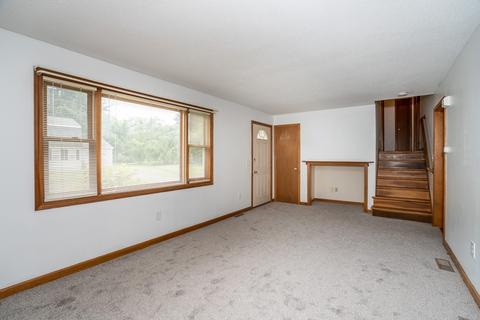 45 Vann St, Springfield, MA 01129 photo 11