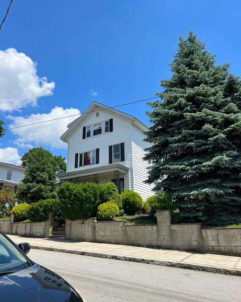 77 Hanover St, Fall River, MA 02720 photo 2