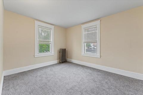 9 Shamrock St, Springfield, MA 01108 photo 14