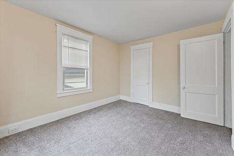 9 Shamrock St, Springfield, MA 01108 photo 16