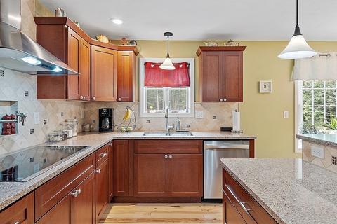 70 Dunn Rd, Ashburnham, MA 01430 photo 5