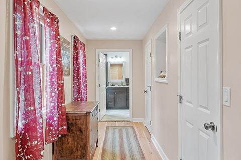 70 Dunn Rd, Ashburnham, MA 01430 photo 12