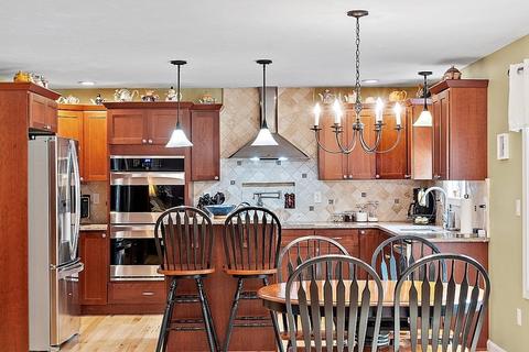 70 Dunn Rd, Ashburnham, MA 01430 photo 2