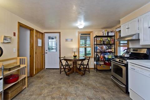 32 Briggs St, Easthampton, MA 01027 photo 14