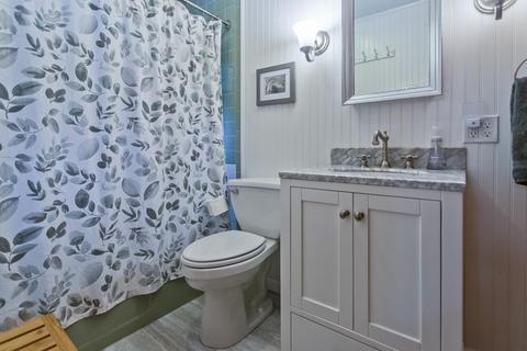 32 Briggs St, Easthampton, MA 01027 photo 18