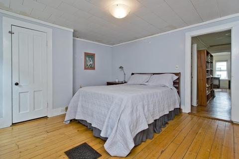 32 Briggs St, Easthampton, MA 01027 photo 20