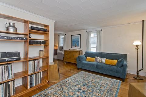 32 Briggs St, Easthampton, MA 01027 photo 6