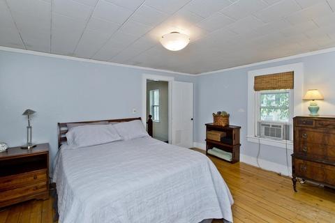 32 Briggs St, Easthampton, MA 01027 photo 22