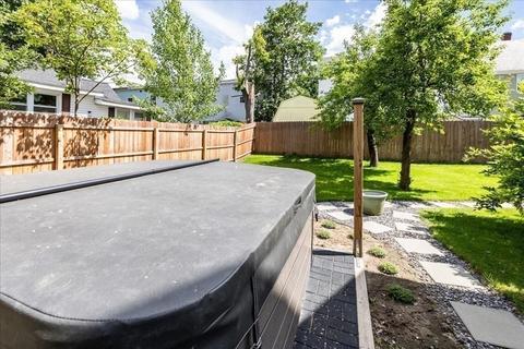 28 Dover St, Lowell, MA 01851 photo 40