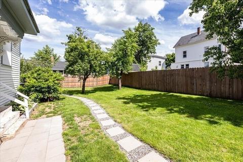 28 Dover St, Lowell, MA 01851 photo 36