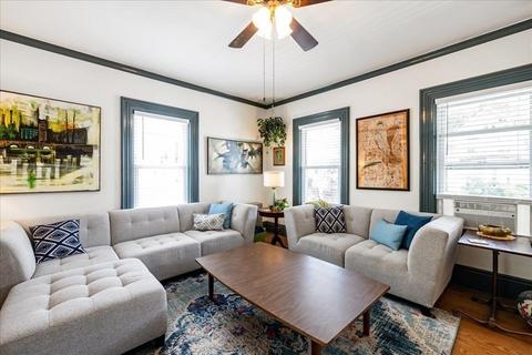 28 Dover St, Lowell, MA 01851 photo 9