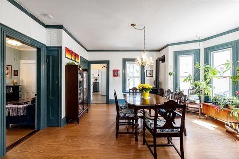 28 Dover St, Lowell, MA 01851 photo 11
