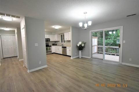 200 Lambert Ter #6, Chicopee, MA 01020 photo 9