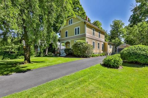 17 Maple Ave, Andover, MA 01810 photo 2