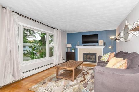 10 Cedarcrest Rd, Wilmington, MA 01887 photo 3