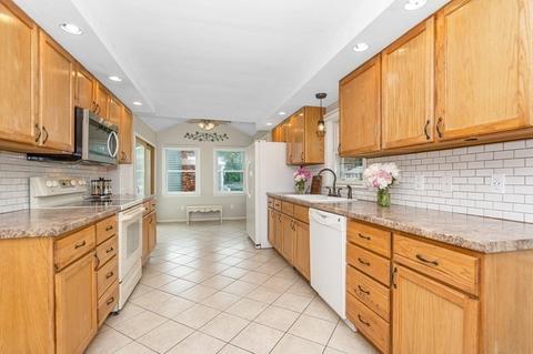 10 Cedarcrest Rd, Wilmington, MA 01887 photo 7