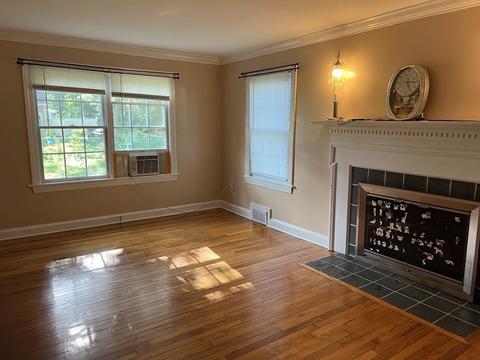 162 Chalmers St, Springfield, MA 01118 photo 7
