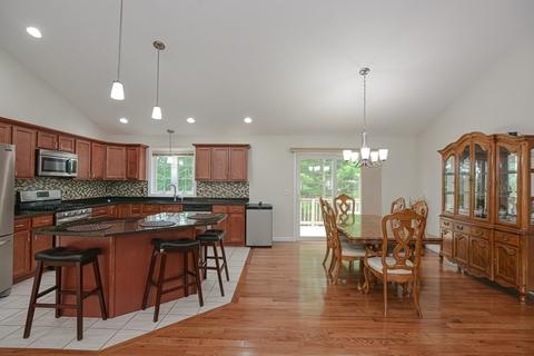 321 Corbett St, Fall River, MA 02720 photo 12