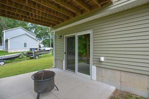 321 Corbett St, Fall River, MA 02720 photo 30