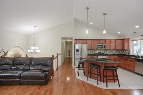 321 Corbett St, Fall River, MA 02720 photo 8