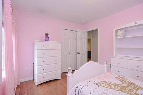 321 Corbett St, Fall River, MA 02720 photo 21