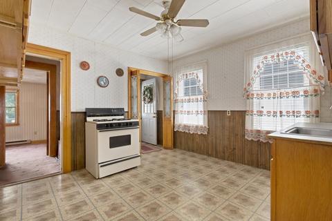 43-45 Valley St, Everett, MA 02149 photo 4