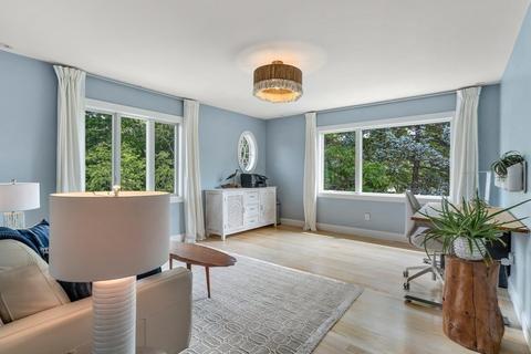 75 Beach St, Marblehead, MA 01945 photo 27