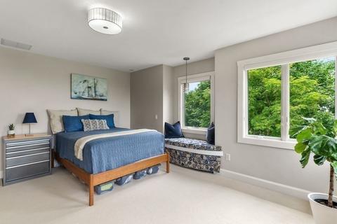 75 Beach St, Marblehead, MA 01945 photo 24