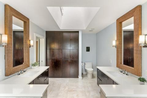 75 Beach St, Marblehead, MA 01945 photo 22