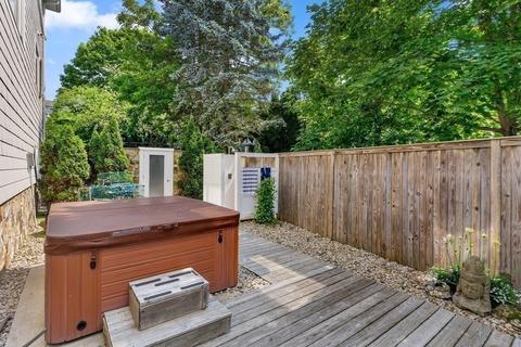 75 Beach St, Marblehead, MA 01945 photo 34