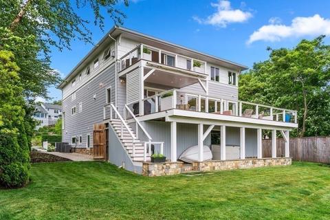 75 Beach St, Marblehead, MA 01945 photo 38