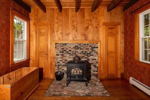 19 Plain St E, Berkley, MA 02779 photo 10