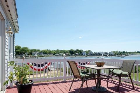 46 Riverside, Danvers, MA 01923 photo 2