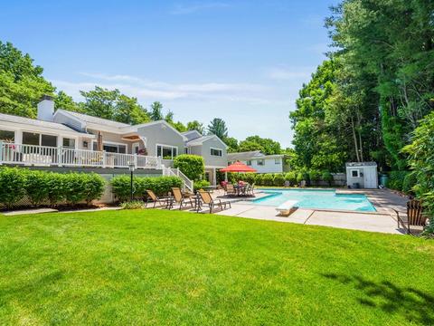 91 Lagrange St, Chestnut Hill, MA 02467 photo 1