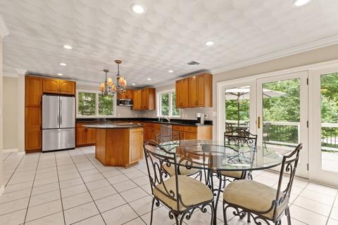 16 Old Forest St, Middleton, MA 01949 photo 13