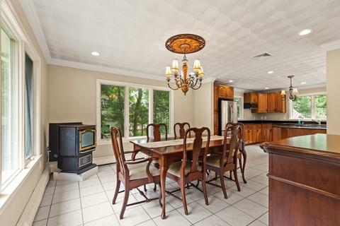 16 Old Forest St, Middleton, MA 01949 photo 11