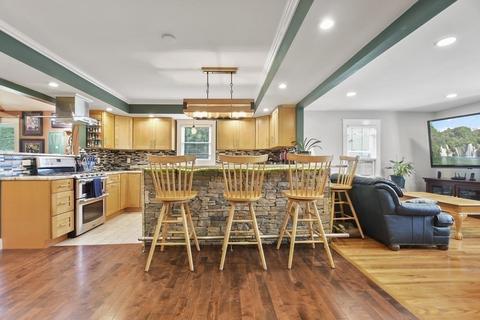 44 Ray St, Webster, MA 01570 photo 5