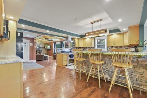 44 Ray St, Webster, MA 01570 photo 1