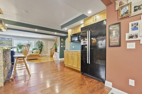 44 Ray St, Webster, MA 01570 photo 8